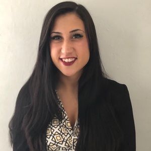 Meet your Posher, Lavinia